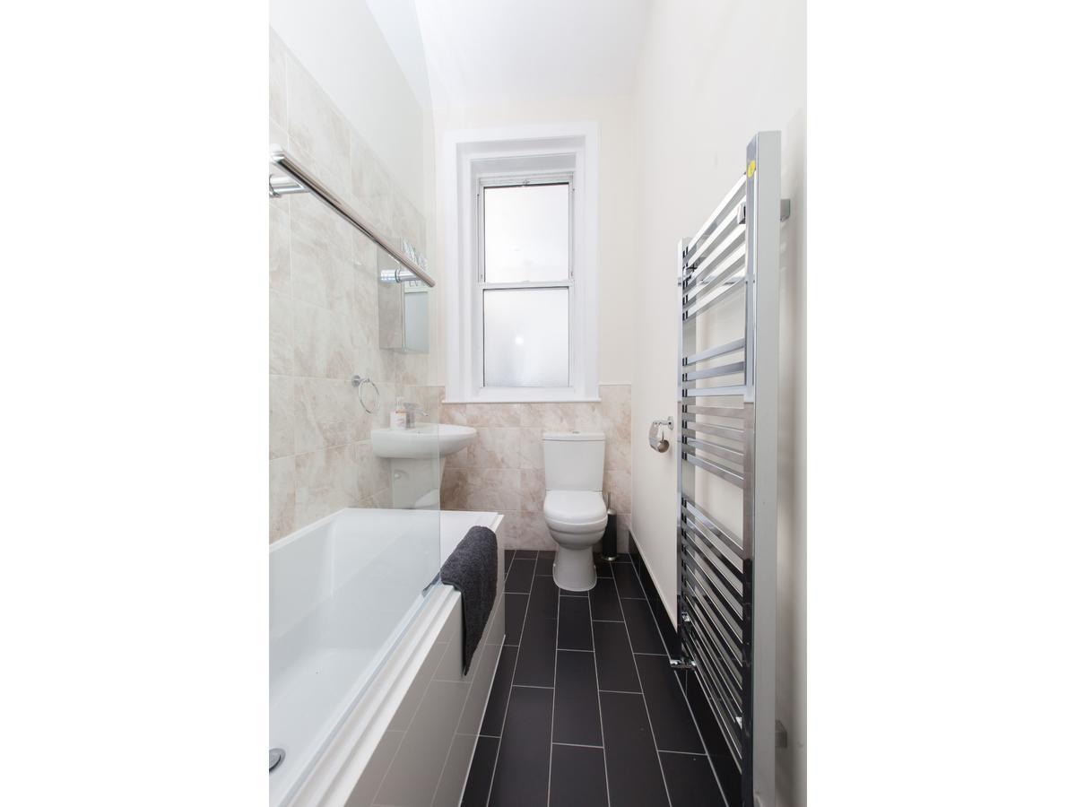 إدنبرة Pass The Keys Spacious 2-Br Flat For 4 In Morningside المظهر الخارجي الصورة